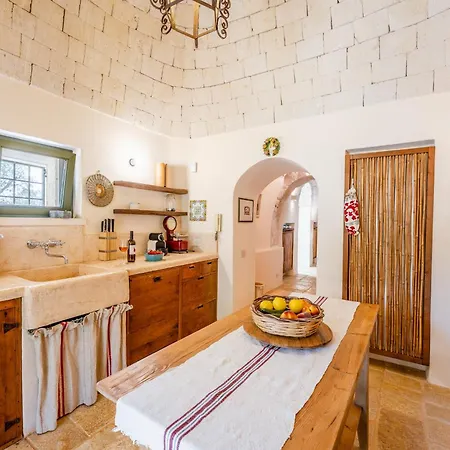 فيلة Trullo Magnifico 8, Emma