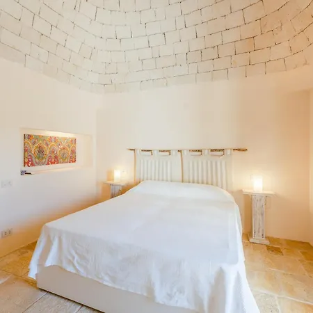 Trullo Magnifico 8, Emma