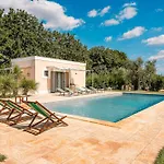 Trullo Magnifico 8, Emma Villa